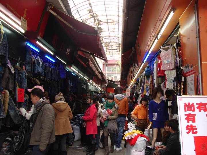 Chợ 13 Quảng Châu - thiên đường dành cho dân buôn
