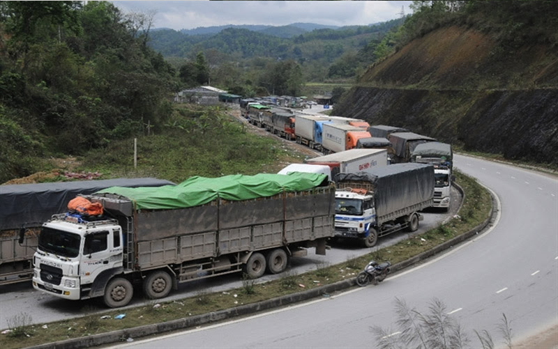 Tuyến đường Việt - Trung là tuyến đường duy nhất các đơn vị lựa chọn để vận chuyển