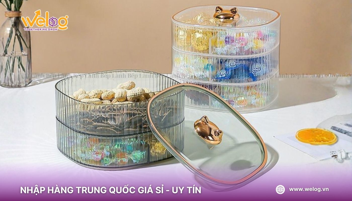 Mẫu khay mứt nhựa trong suốt trẻ trung, sạch sẽ