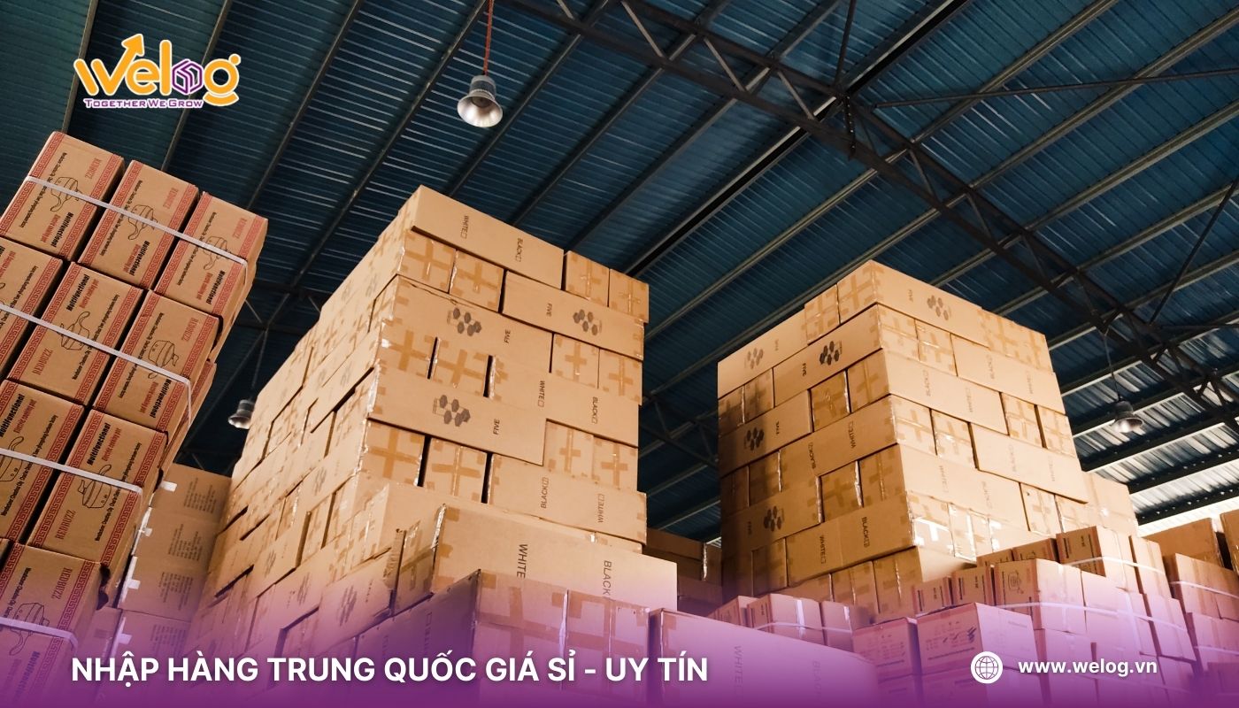 Hàng cập bến kho WeLog.